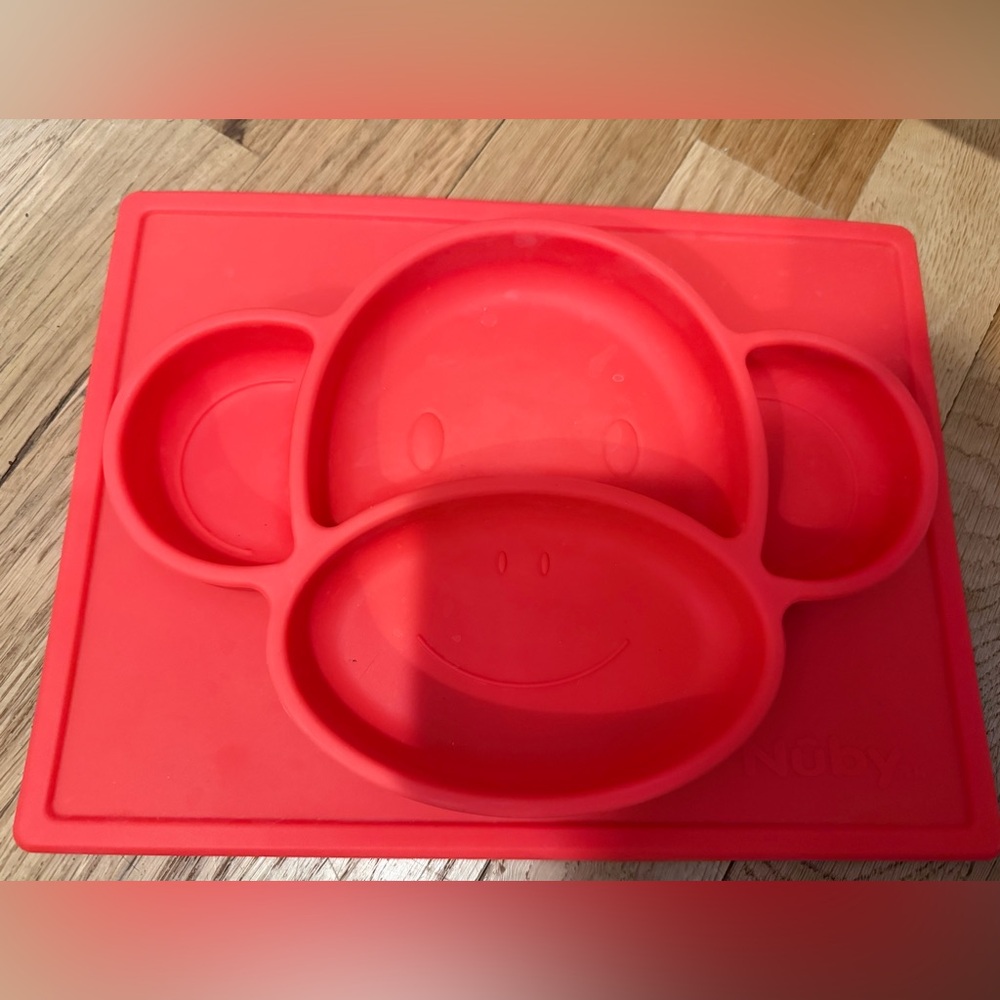 Nuby silicone baby / toddler plate
